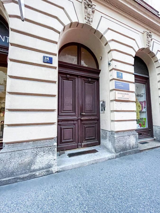 Art Deco Downtown Heritage Apartment Zagreb Exterior foto